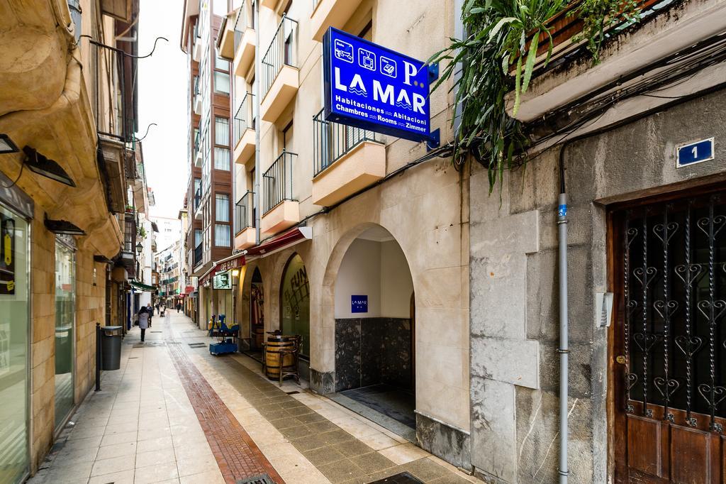 Pension La Mar Castro Urdiales Esterno foto
